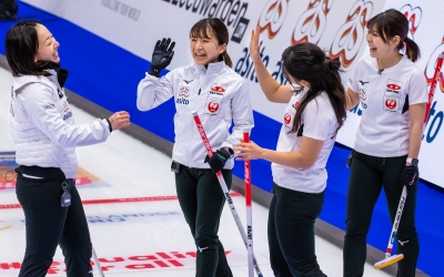 Кёрлингийн өвлийн олимпийн эрх олгох тэмцээн Нидерланд улсад үргэлжилж байна